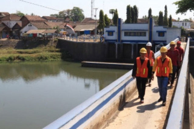 Antisipasi Banjir, DPU Pengairan Banyuwangi Gencarkan Normalisasi Sungai