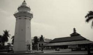 Jalan Sunyi Sang Sultan Banten Abad XX