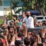 Kerumunan Warga Menyambut Presiden, Melanggar Prokes?