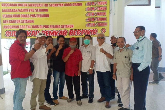 Hearing DPRD Banyuwangi Sepakat Tolak Pemberhentian THL
