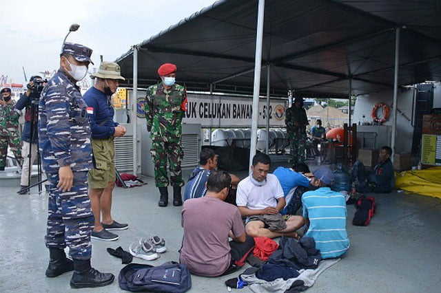 Kapal Nelayan Dihantam Ombak di Perairan Pondok Dayung, 3 Orang Meninggal