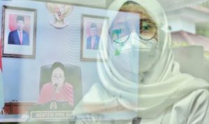 Bupati Kabupaten Banyuwangi Bupati Banyuwangi Tulis Surat dan Bagi-Bagi Alat Usaha Kepada Perempuan Korban Kekerasan