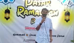 CollageMaker_20210418_201833021 Pasar Takjil (Pasti) Ramadhan, Dilounching Lurah Pakis
