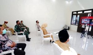 RAKOR BUPATI BAYUWANGI Bupati Banyuwangi Ipuk Fiestiandani bersama jajaran Forkopimda Banyuwangi Sedang melaksanakan Rapat Koordinasi Kepala Daerah