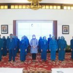 Bupati Banyuwangi Resmi Lantik Budi Sayekti Sugirah Jadi Ketua TP PKK Kabupaten Bupati Banyuwangi Resmi Lantik Budi Sayekti Sugirah Jadi Ketua TP PKK Kabupaten