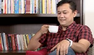 Kisah Kasih AB, NB dan BW Oleh : Denny Siregar