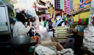 Bupati Banyuwangi Galang Gerakan Belanja Sembako di Pasar dan Warung Terdekat