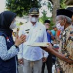 Bupati Banyuwangi Jenguk Nelayan Korban Kapal Motor Tenggelam