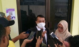 Diduga Selingkuh Dengan Bawahanya, Oknum Kepala Dinas Dilaporkan Isterinya ke Polres SBT